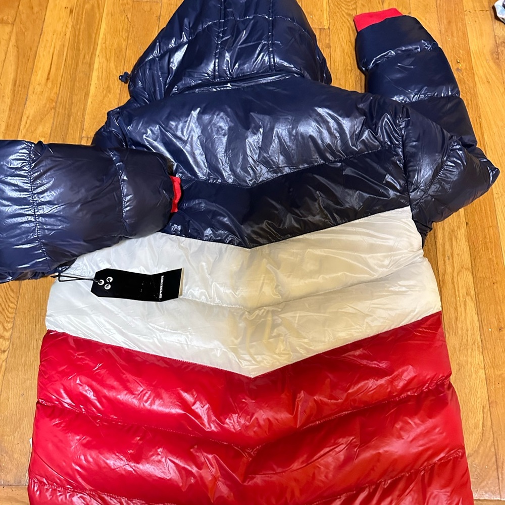 Puffer Jacket - Picture 5 of 5